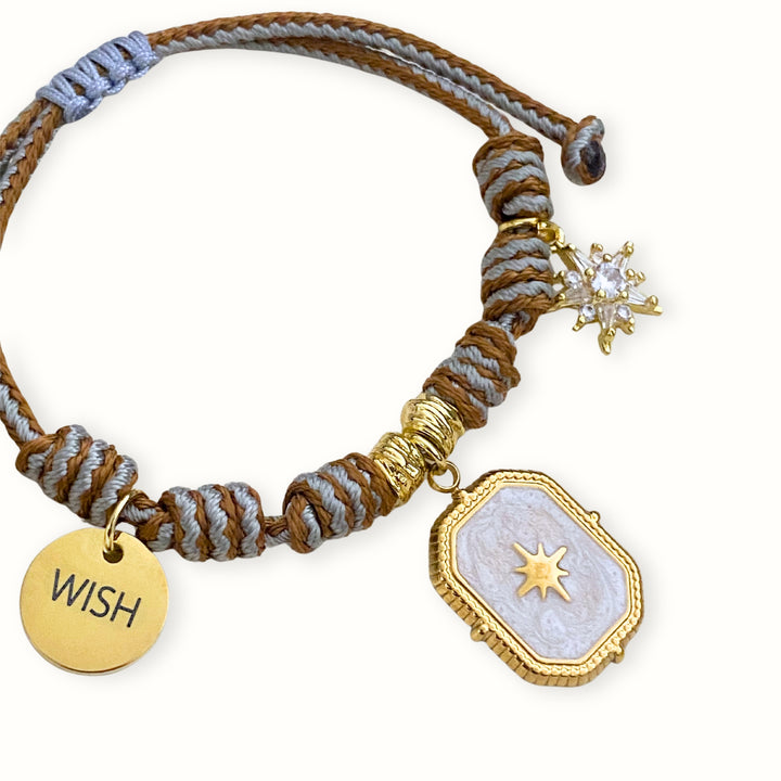 Detalles de Brazalete Wish con estrella de zirconia y dijes de acero inoxidable
