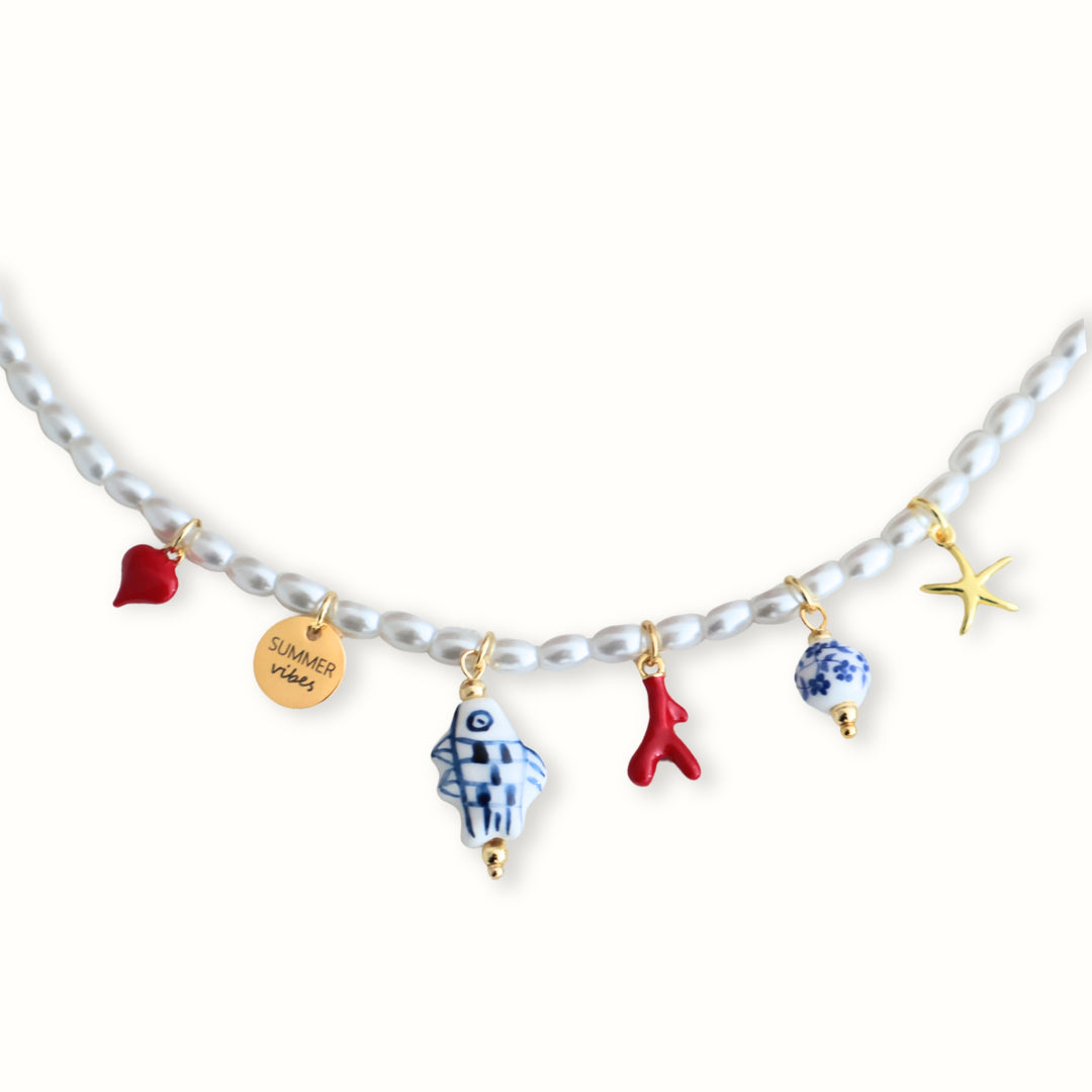 Collar Nerida con perlas y dijes marinos