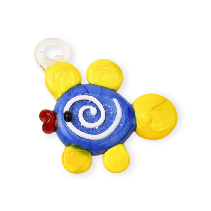 Dije de murano en forma de pez amarillo con azul y espiral blanca