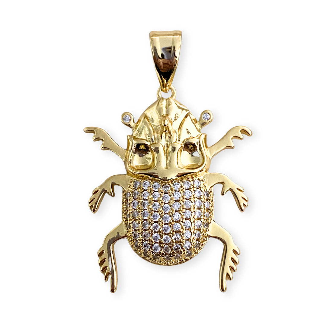 Dije de escarabajo de chapa de oro con zirconia