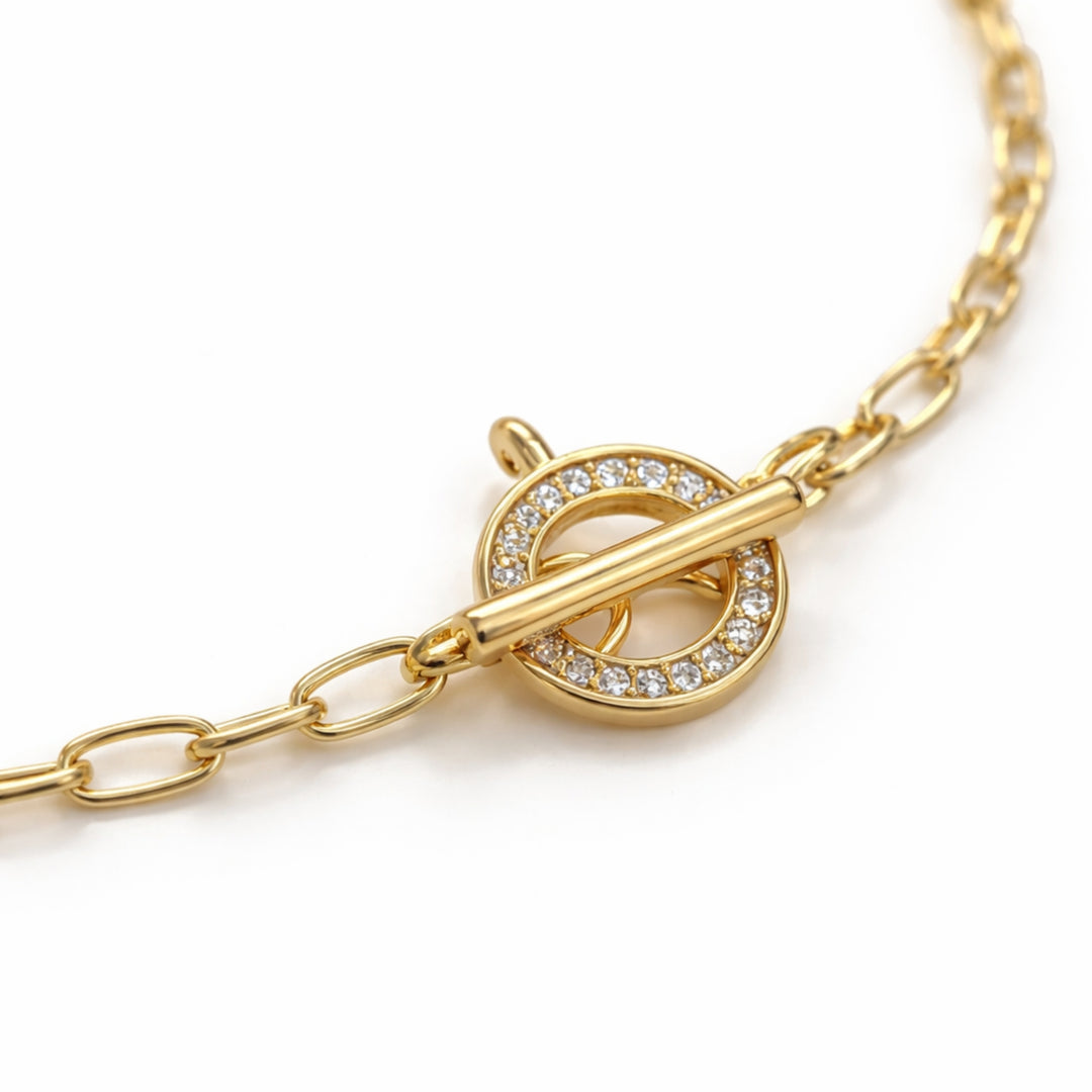 Cadena de chapa de oro con broche circular tipo T con zirconia