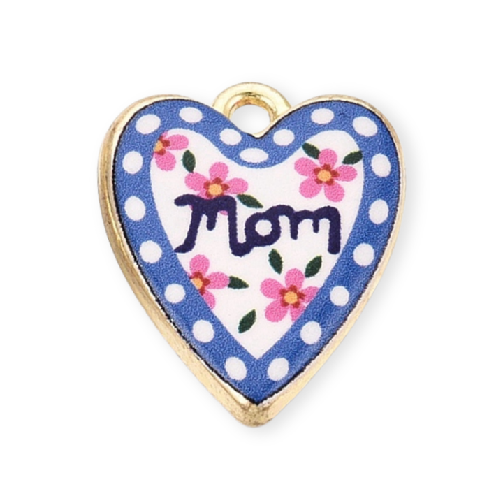 Dije "Mom" en forma de corazón de chapa de oro con esmalte