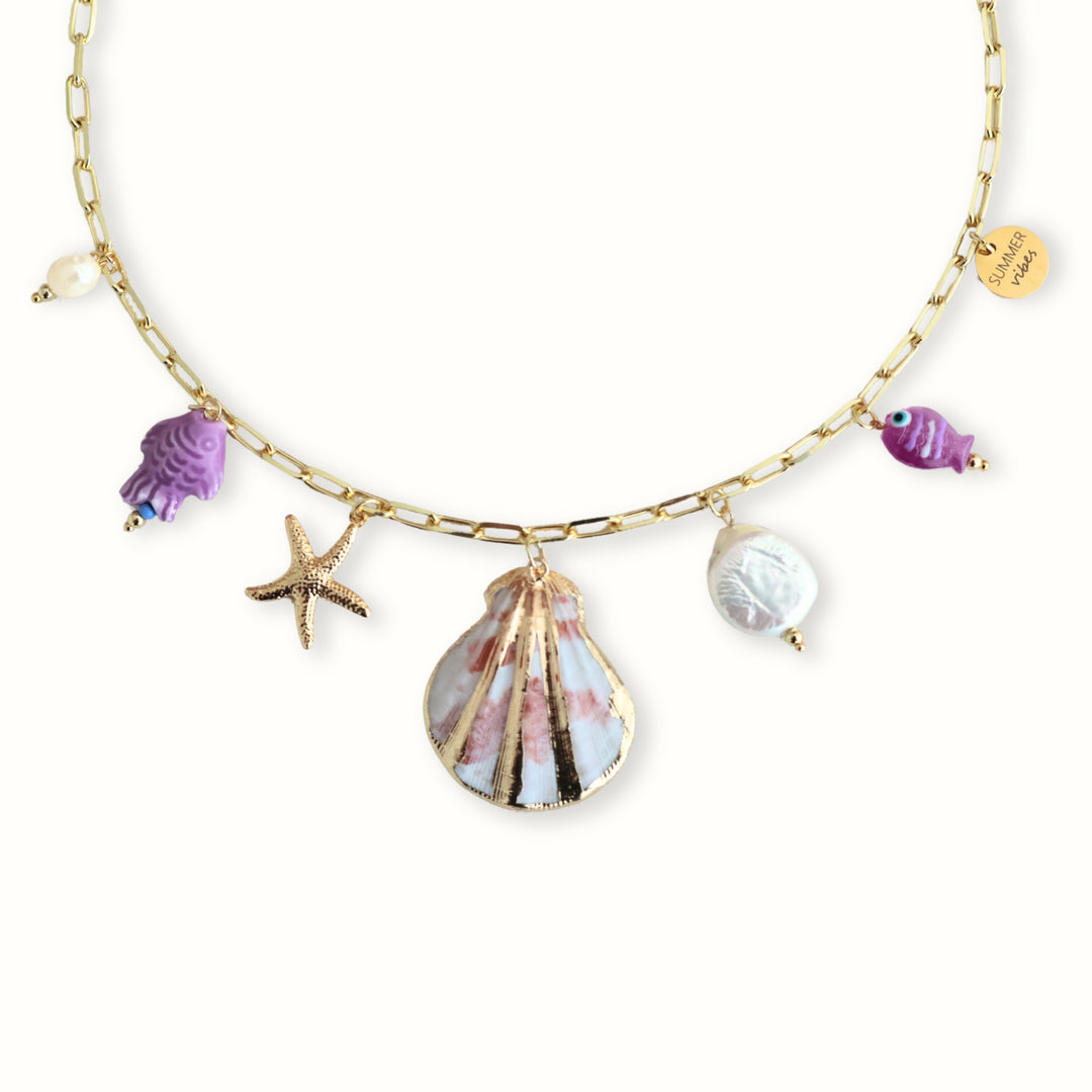 Collar Aurelia con peces morados y perlas