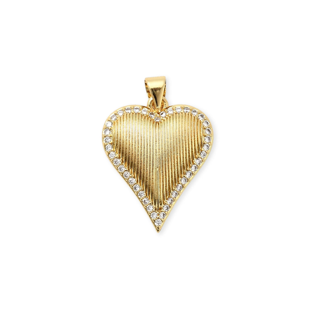 Dije de corazón de chapa de oro con borde de zirconia