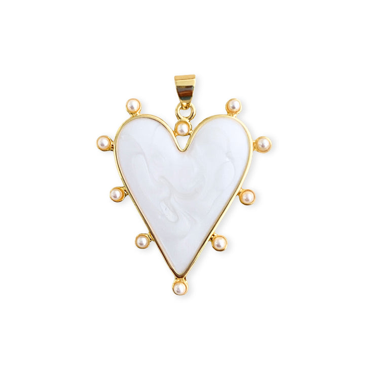 Dije de corazón blanco de chapa de oro con esmalte