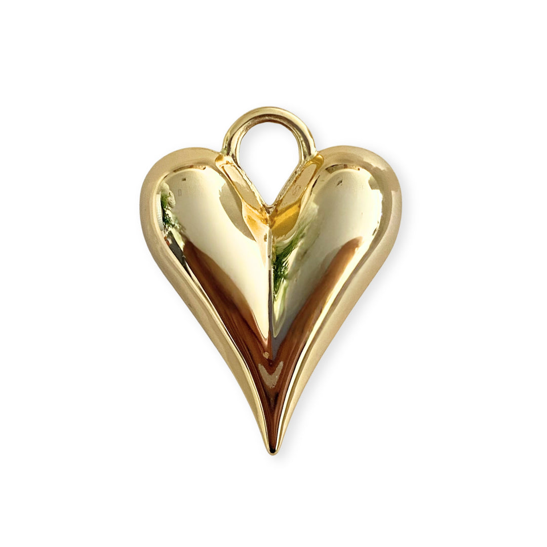 Dije de corazón de chapa de oro