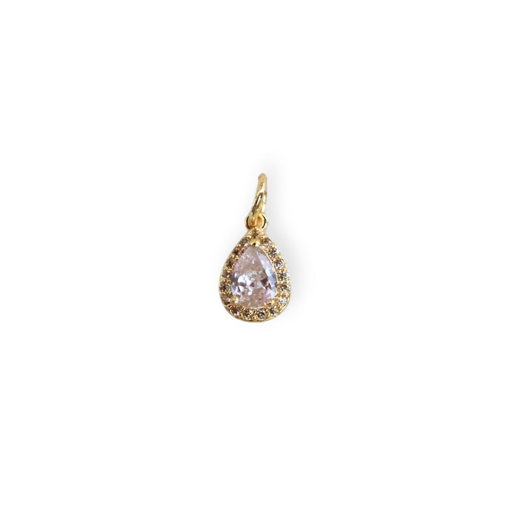 Dije en forma de gota de chapa de oro con zirconia brillante