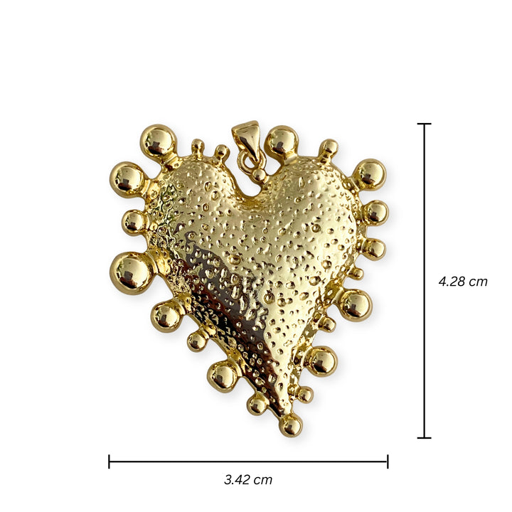 Medidas para Dije de corazón de chapa de oro con decoración de bolitas