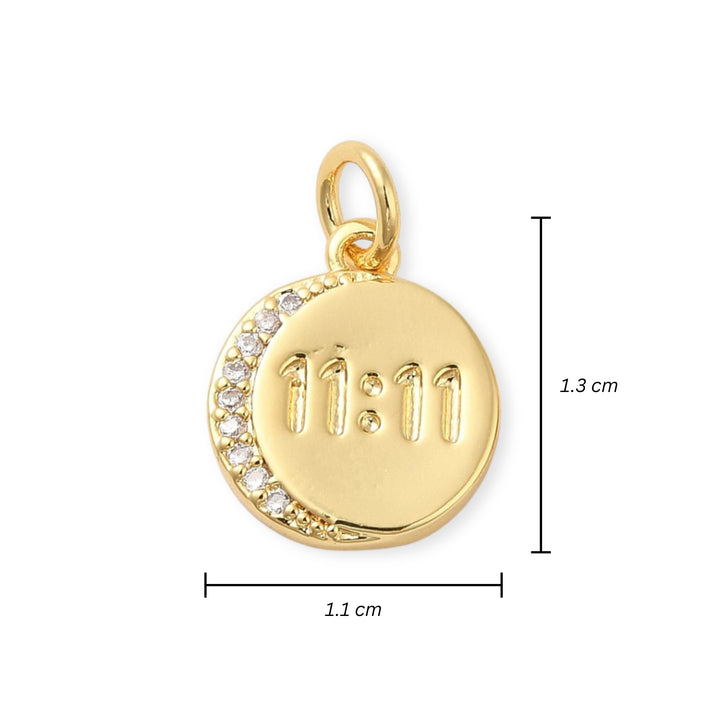 Medidas para Dije circular "11:11" de chapa de oro con zirconia