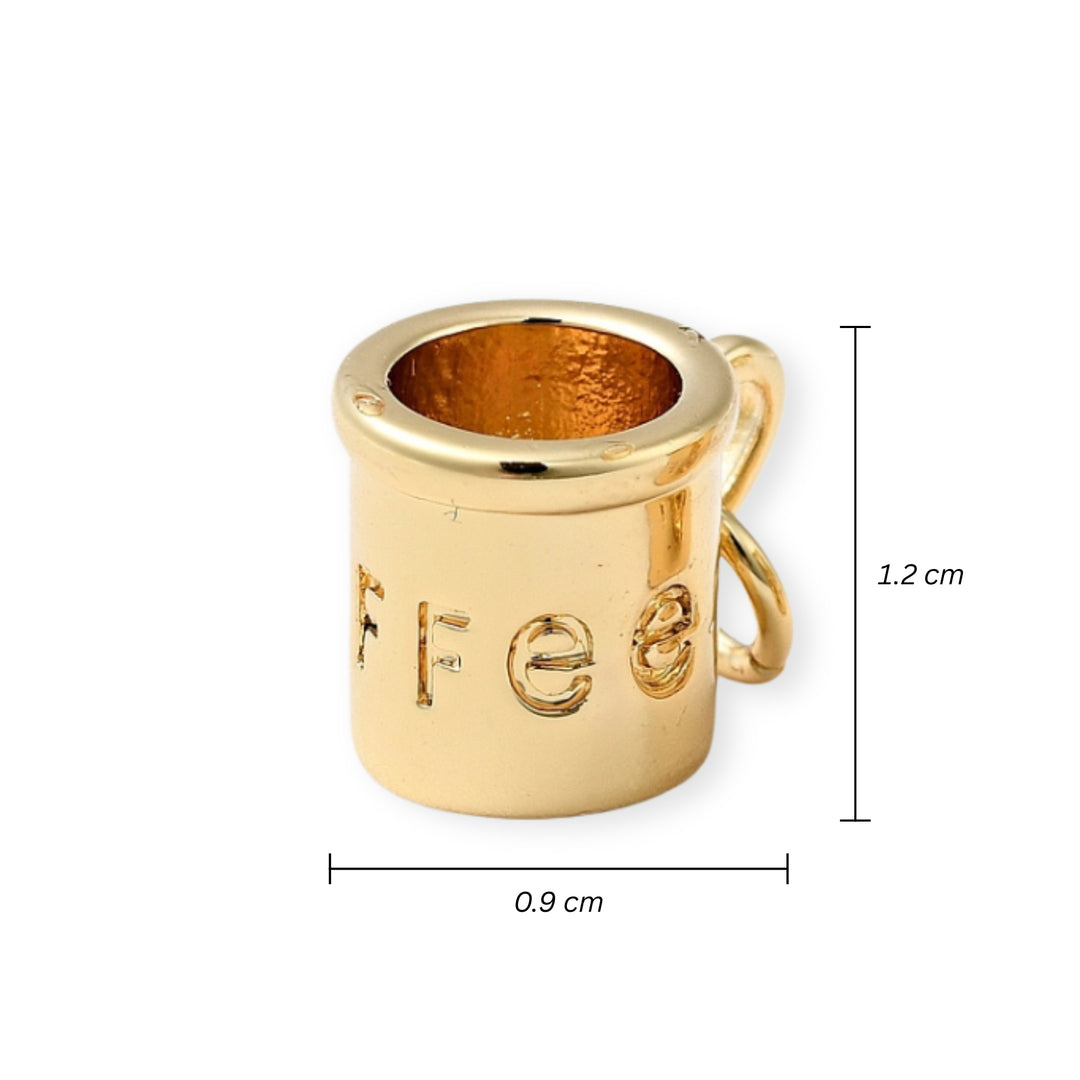 Medidas para Dije en forma de taza con grabado coffee en chapa de oro brillante