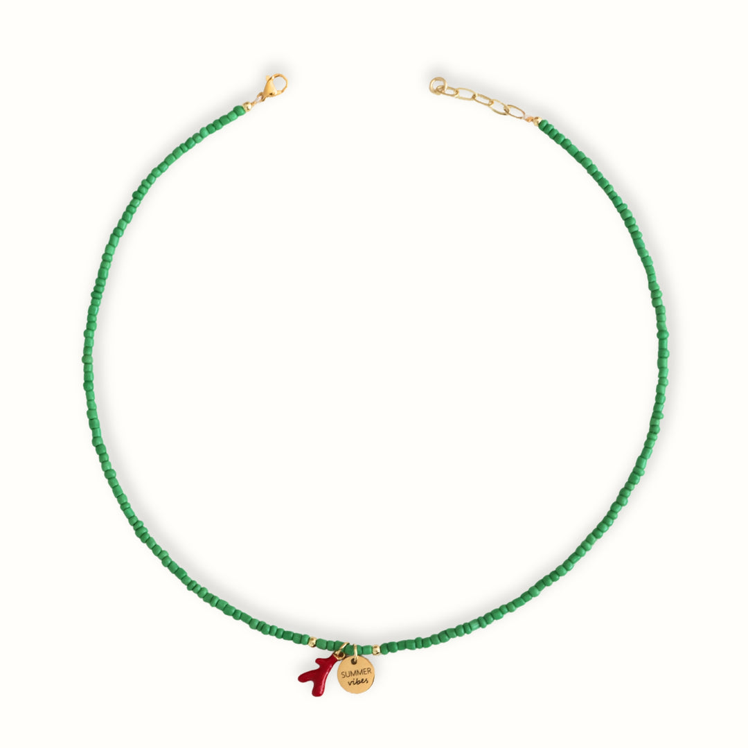 Collar veraniego con placa Summer Love y coral