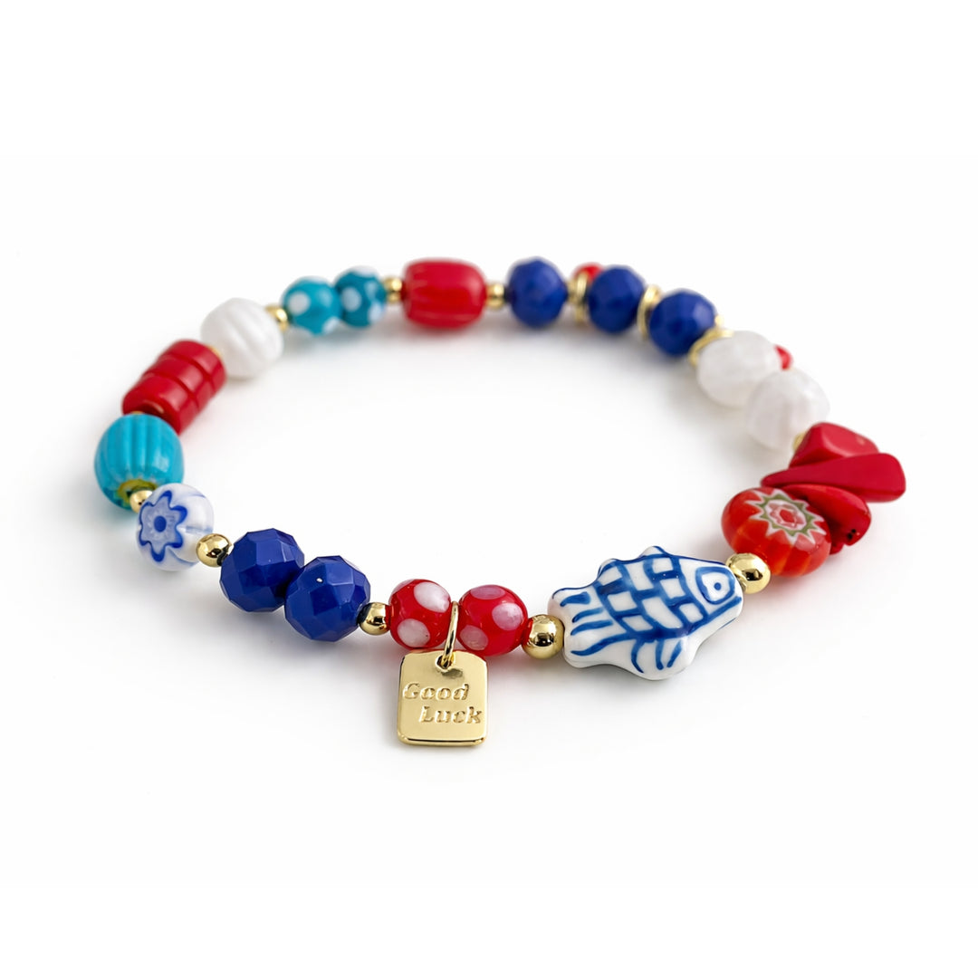 Detalles de Brazalete marino con pez de cerámica, coral, cristal y dije Good Luck de chapa de oro
