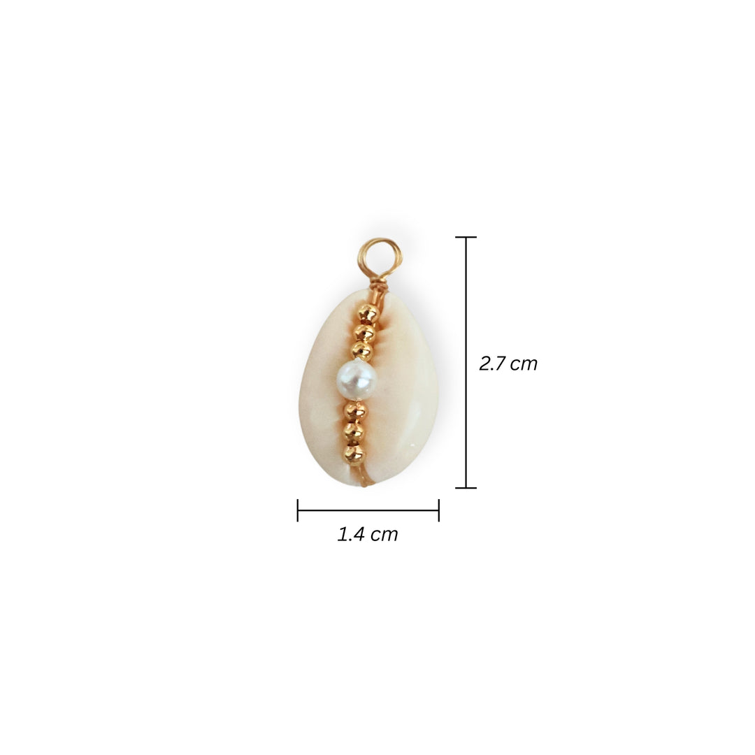 Medidas para dije en forma de caracol de concha con perla sintética y detalle dorado