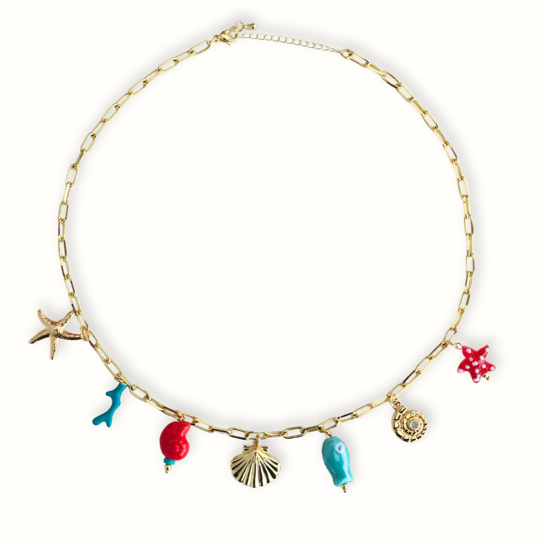 Collar con coral azul, pez y caracoles Naida