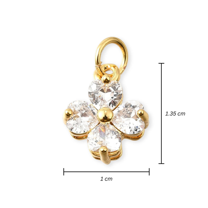 Medidas para Dije de trébol de chapa de oro con zirconia