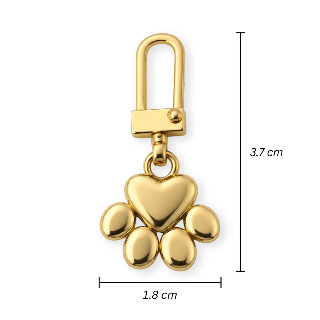 Medidas para Dije en forma de huella de perro con acabado de chapa de oro