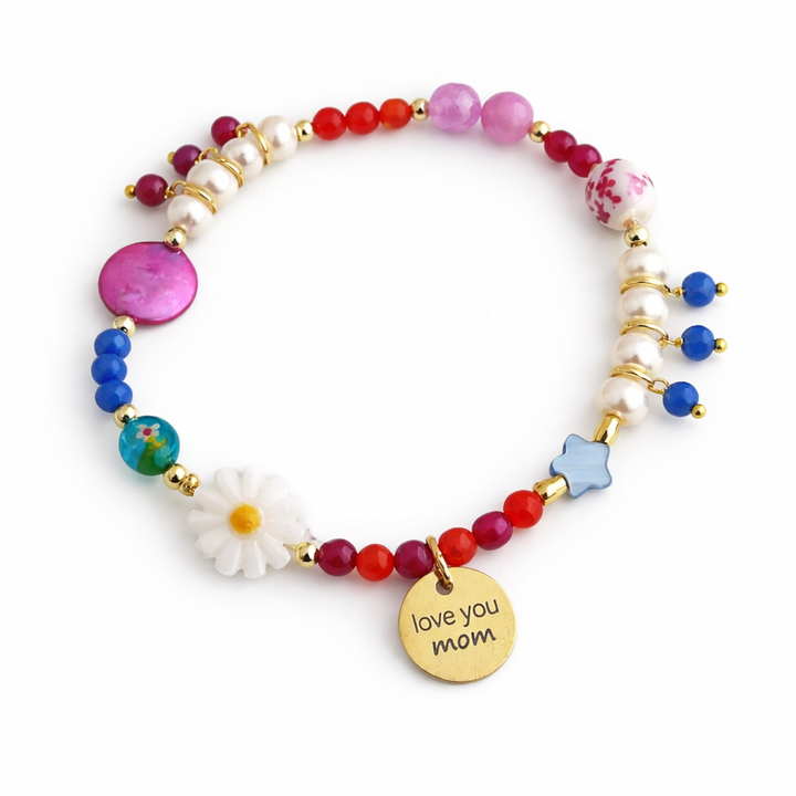 Detalles de Brazalete Vera con perla de río, piedras naturales y placa Love You Mom de acero inoxidable