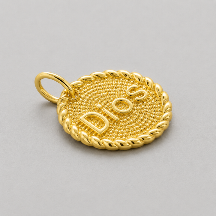 Detalles de Dije "Dios" de chapa de oro