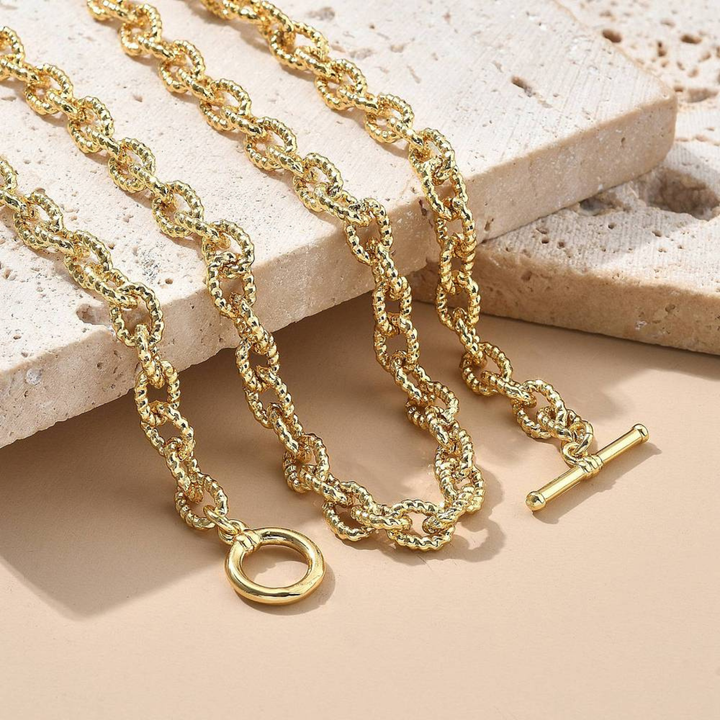 Detalles de Cadena de chapa de oro con broche T