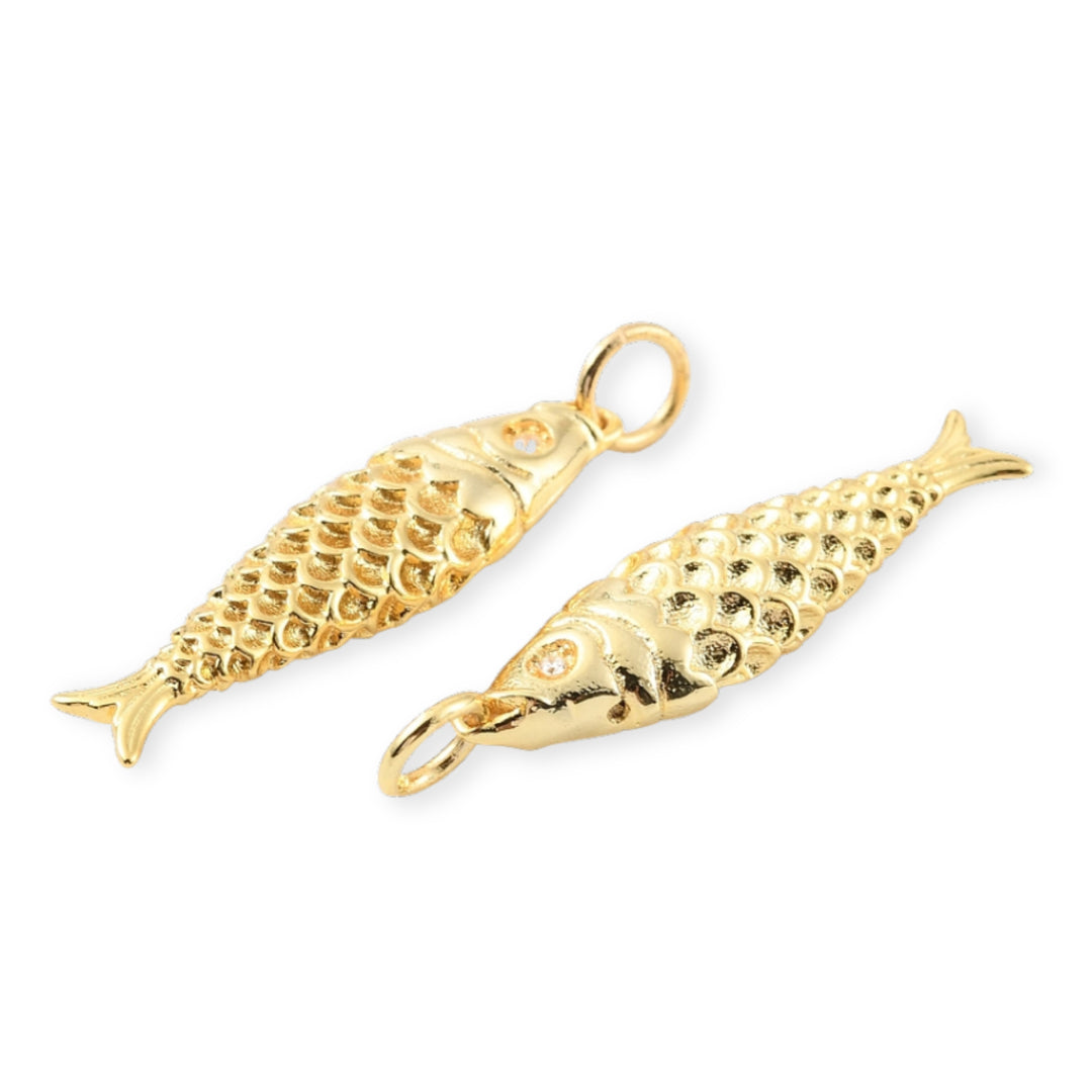 Detalles de Dije pez de chapa de oro con zirconia