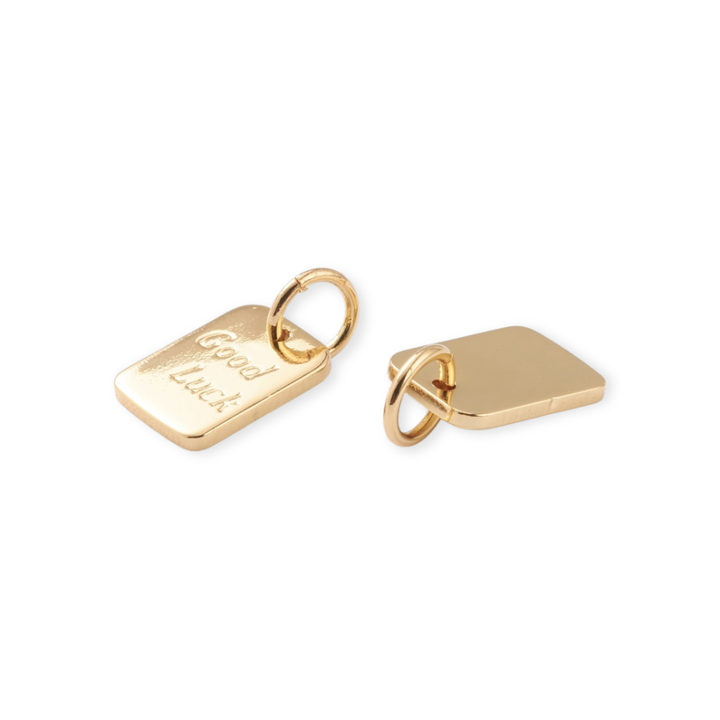 Detalles de Dije rectangular Good Luck de chapa de oro