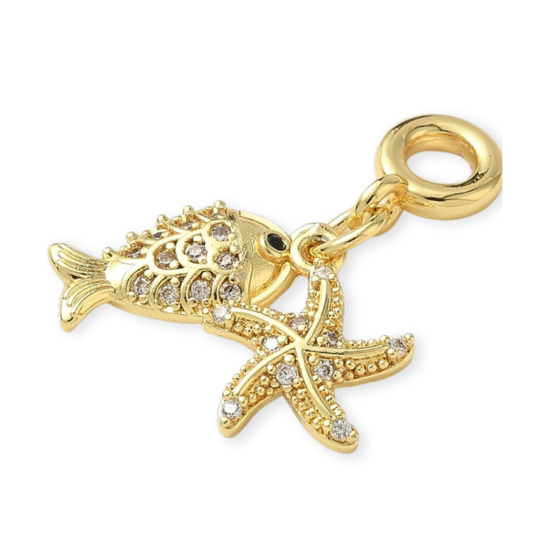 Detalles de Dije multicharm de pez y estrella de mar de chapa de oro con zirconia