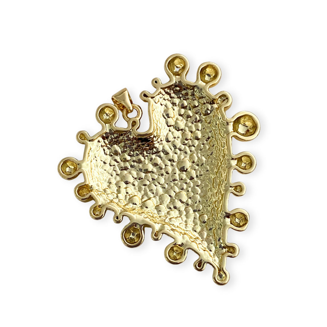 Detalles de Dije de corazón de chapa de oro con decoración de bolitas