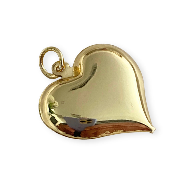 Detalles de Dije de corazón de chapa de oro