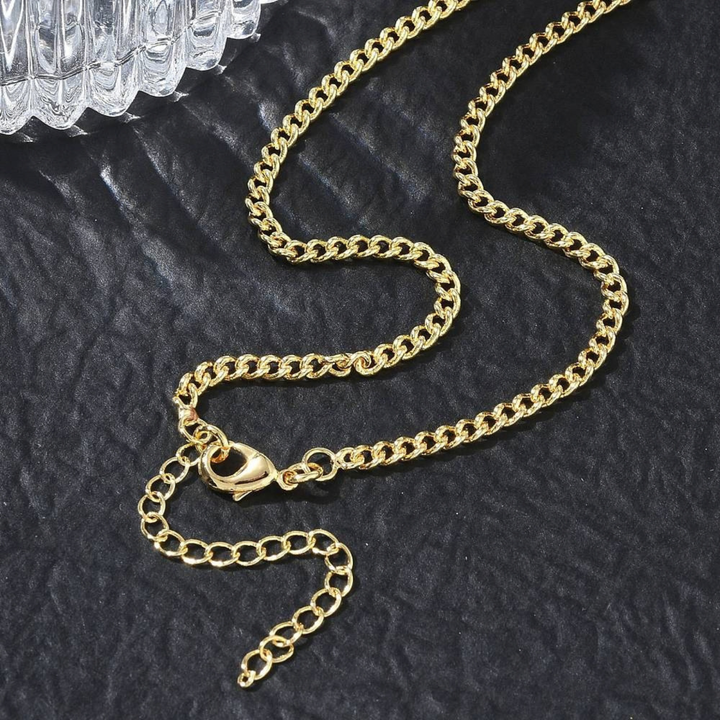 Cadena de chapa de oro