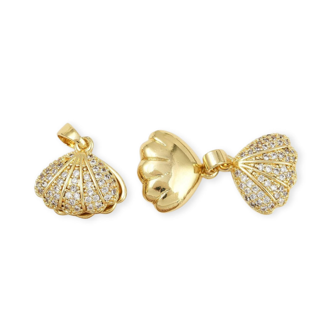 Detalles de Dije de concha de chapa de oro con zirconia