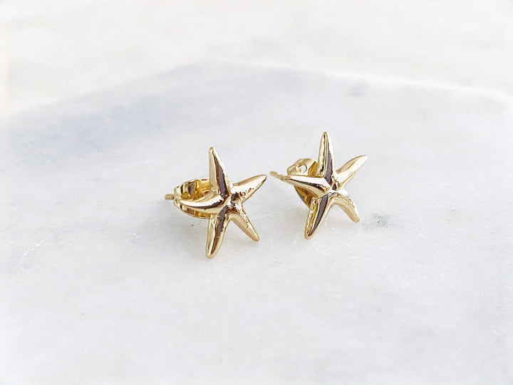 Aretes de chapa de oro