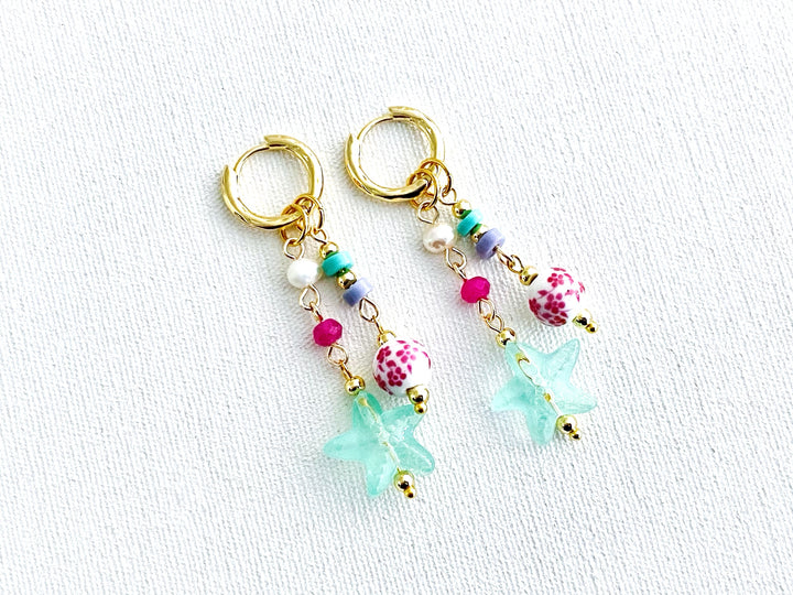 Arracadas Brisa Pastel con piedras naturales en tonos pastel y estrella de mar